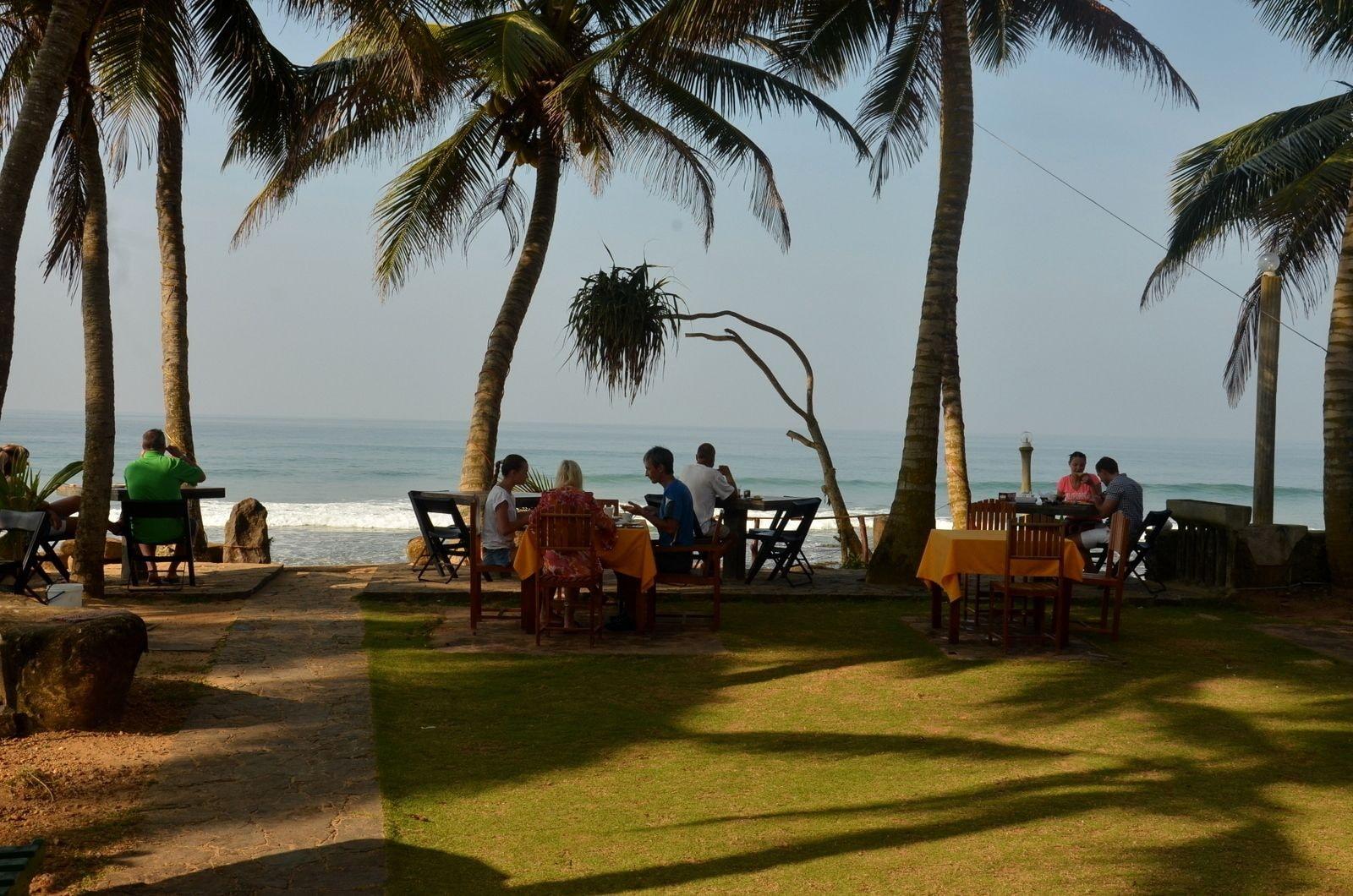 Time N Tide Beach Resort Hikkaduwa Exteriér fotografie