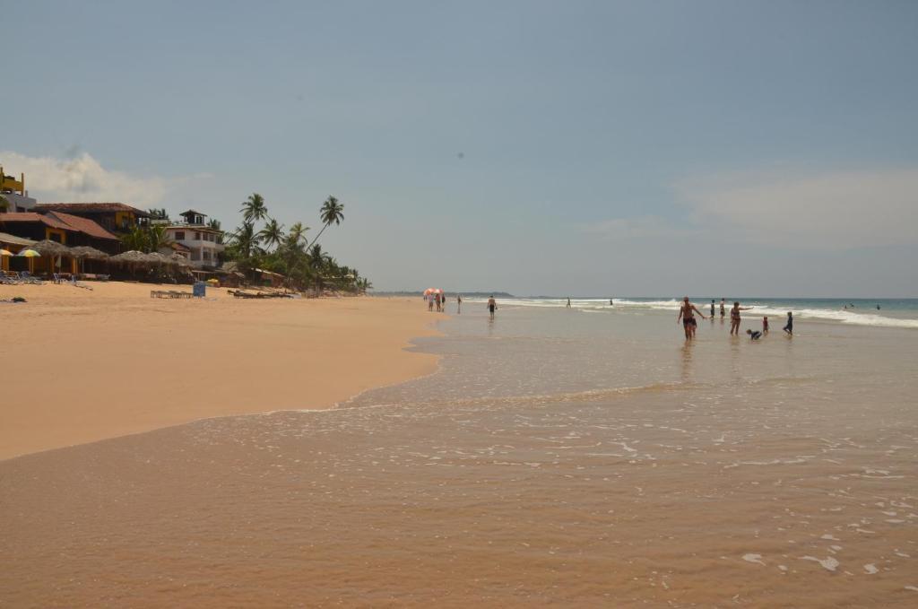 Time N Tide Beach Resort Hikkaduwa Exteriér fotografie
